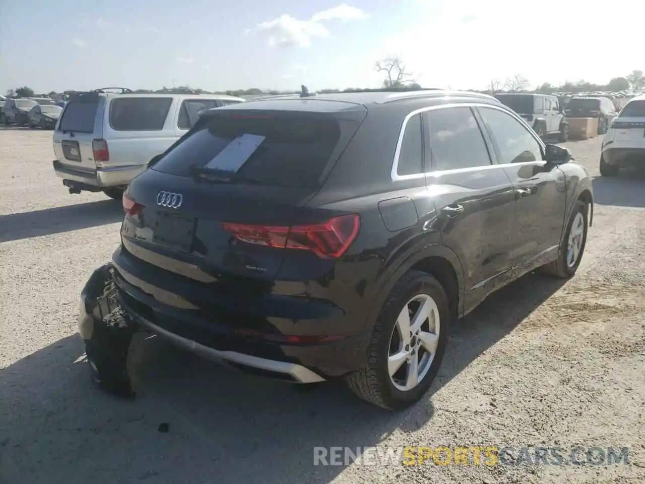 4 Photograph of a damaged car WA1AECF35L1024585 AUDI Q3 2020