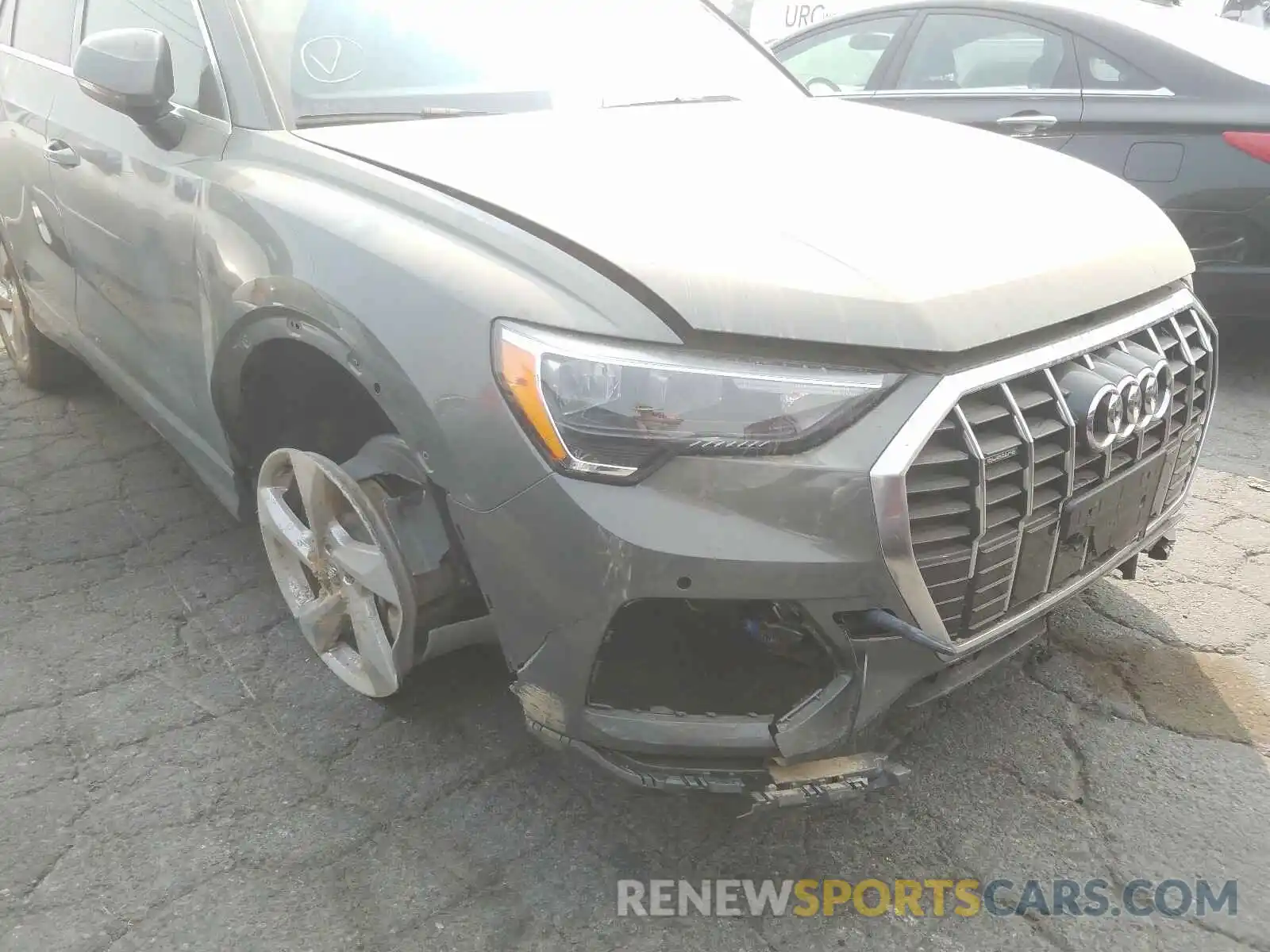 9 Photograph of a damaged car WA1AECF36L1010713 AUDI Q3 2020