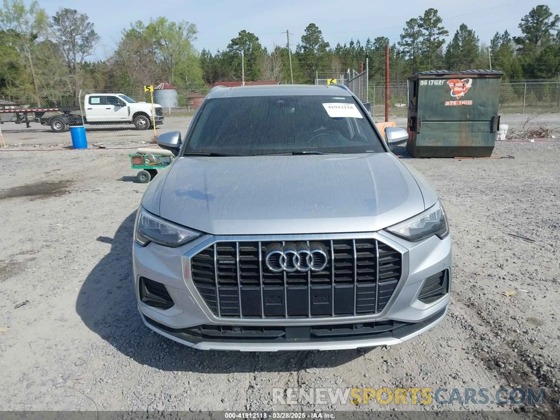 12 Photograph of a damaged car WA1AECF36L1057823 AUDI Q3 2020