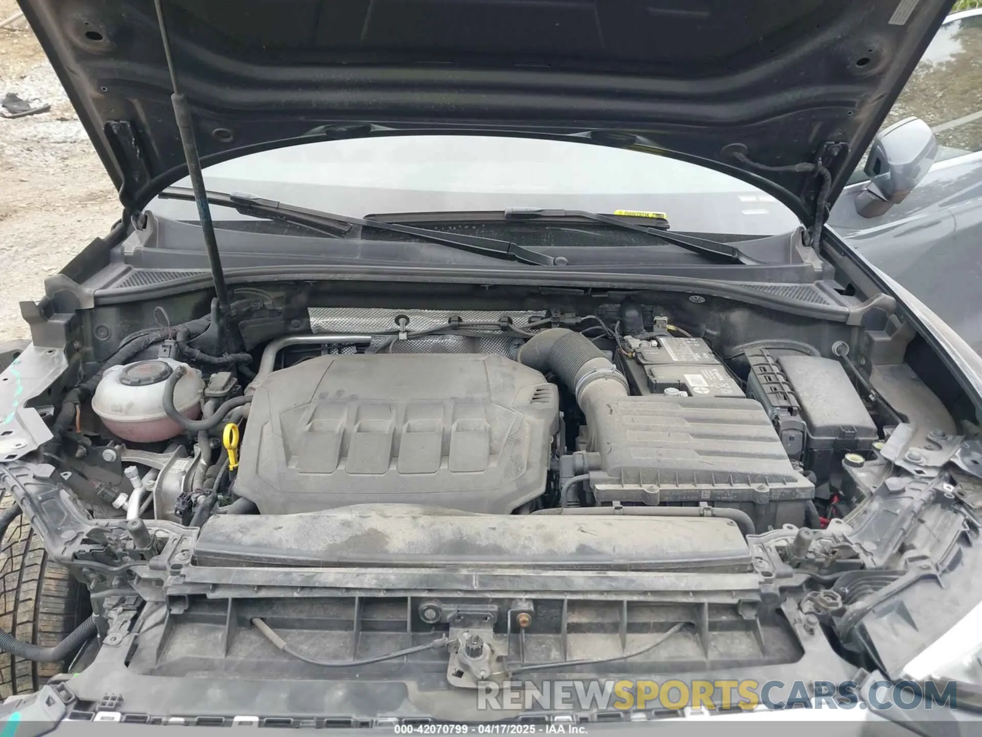 10 Photograph of a damaged car WA1AECF36L1083306 AUDI Q3 2020