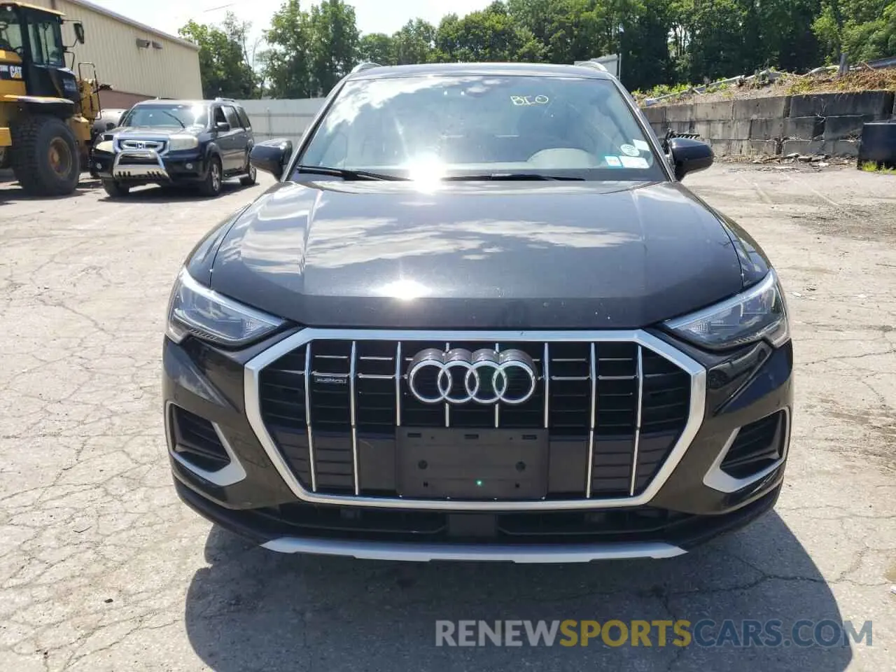 5 Photograph of a damaged car WA1AECF37L1001678 AUDI Q3 2020