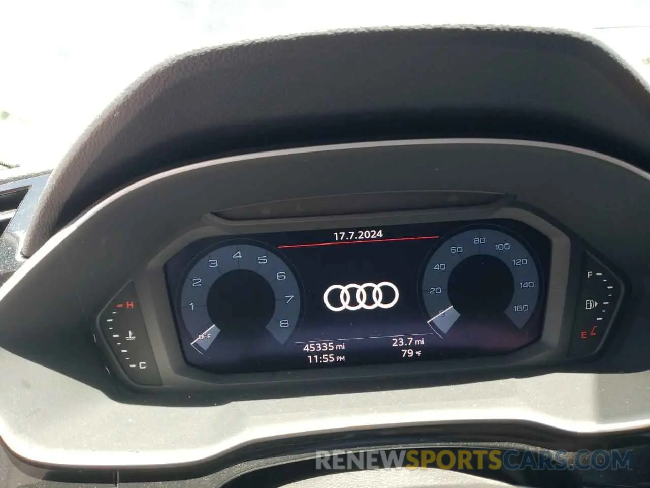 9 Photograph of a damaged car WA1AECF37L1001678 AUDI Q3 2020