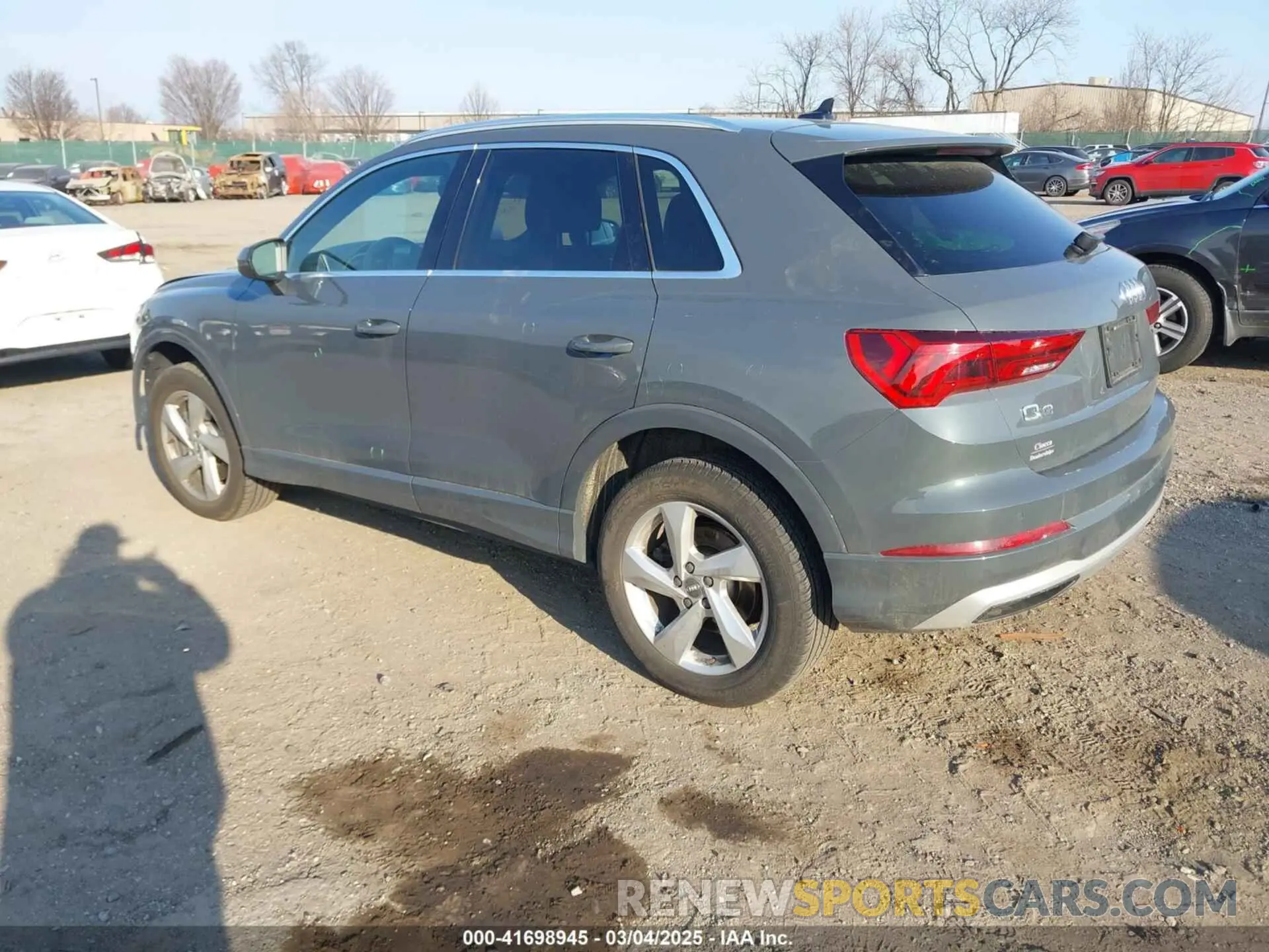 3 Photograph of a damaged car WA1AECF37L1071150 AUDI Q3 2020