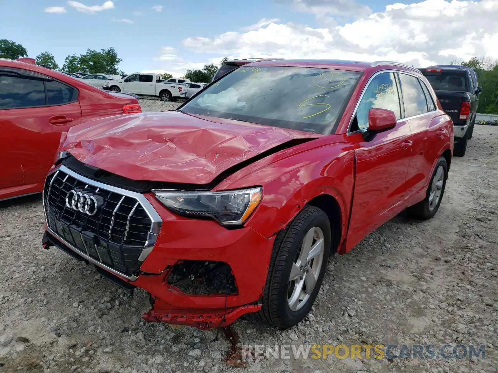 2 Photograph of a damaged car WA1AECF38L1013340 AUDI Q3 2020