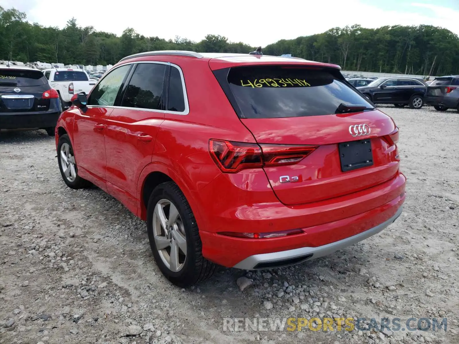 3 Photograph of a damaged car WA1AECF38L1013340 AUDI Q3 2020