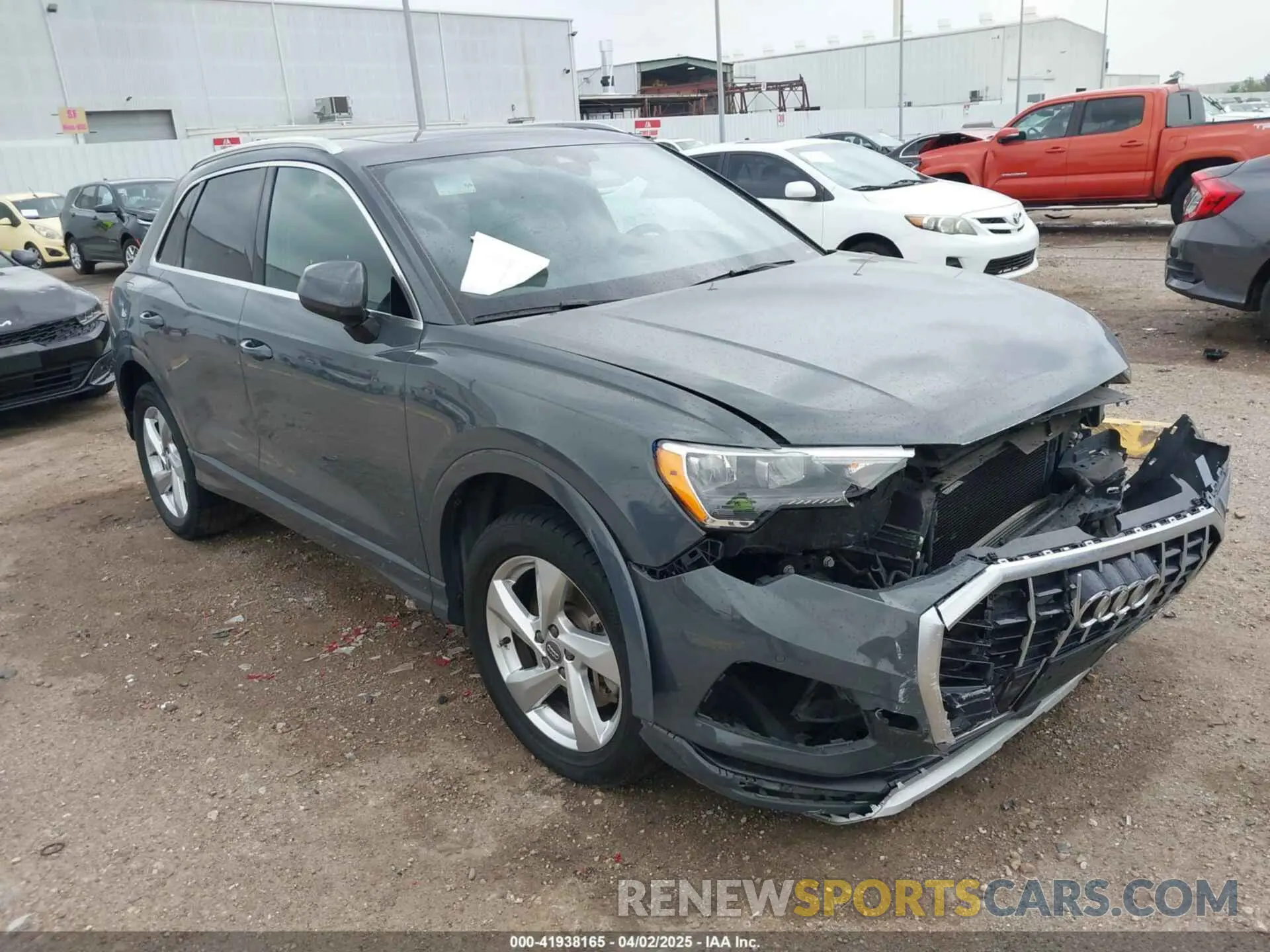 1 Photograph of a damaged car WA1AECF38L1090483 AUDI Q3 2020