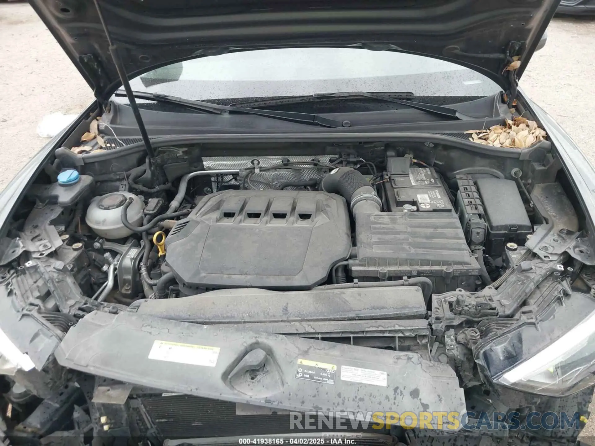 10 Photograph of a damaged car WA1AECF38L1090483 AUDI Q3 2020