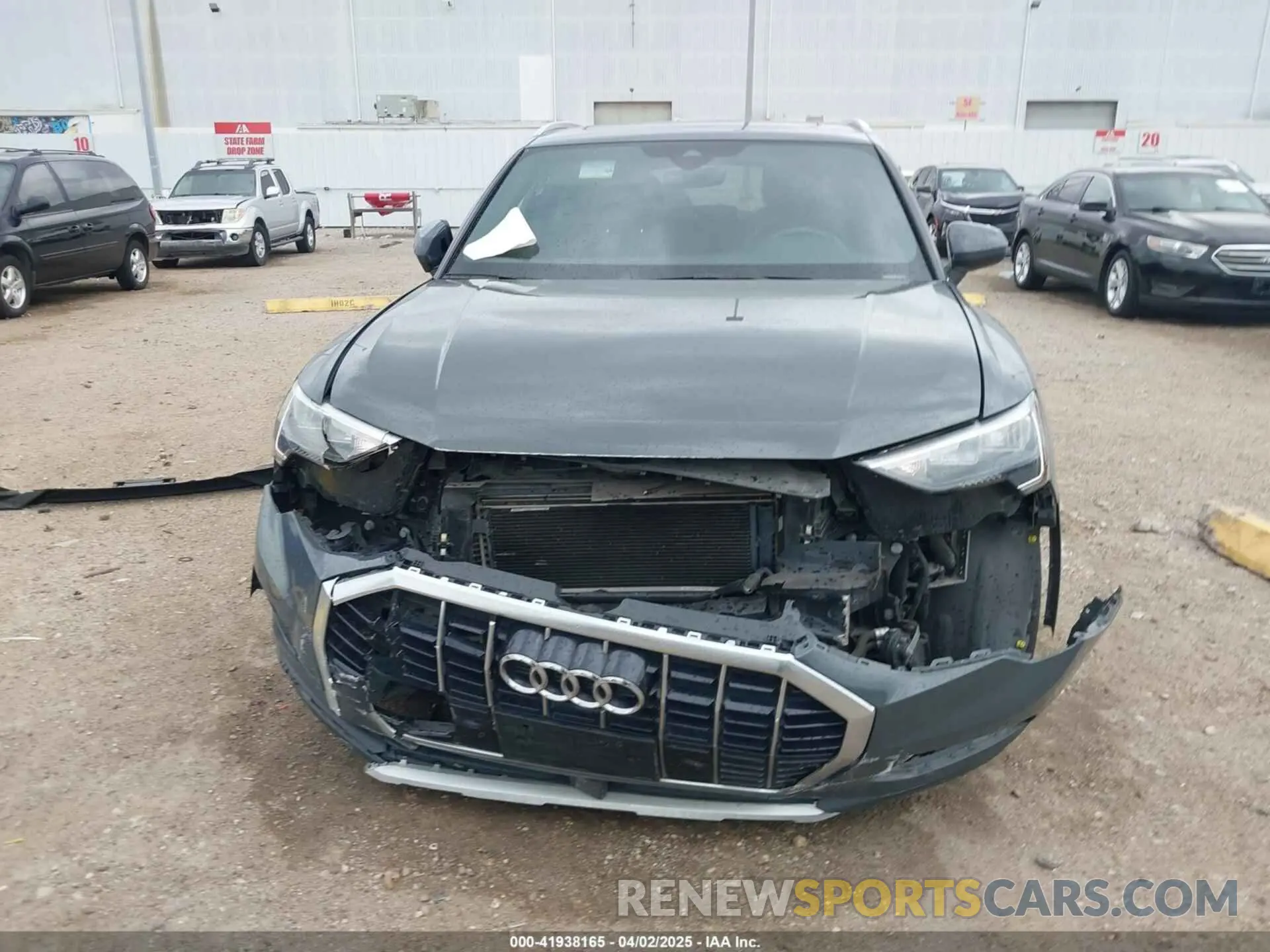 12 Photograph of a damaged car WA1AECF38L1090483 AUDI Q3 2020