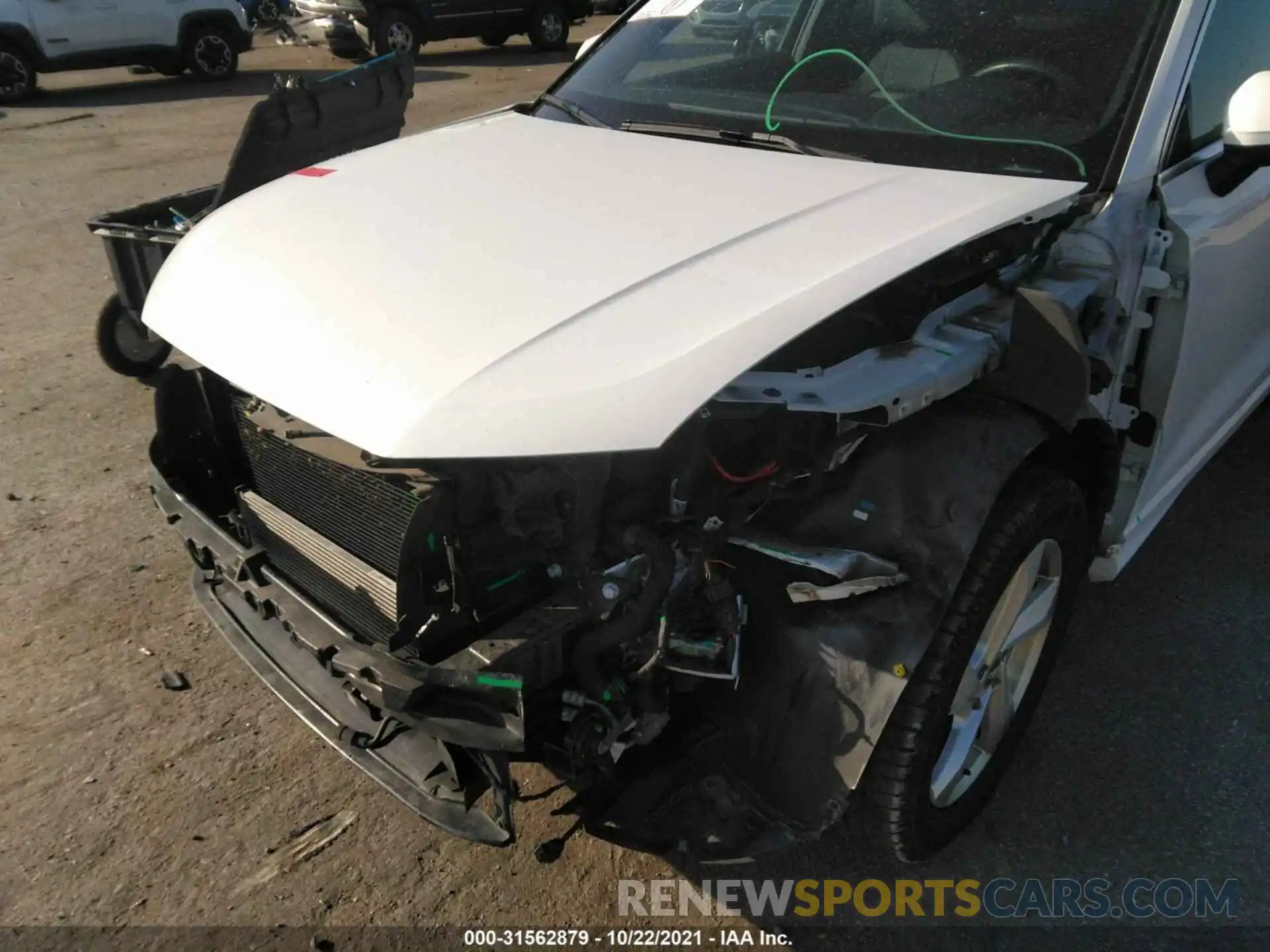 6 Photograph of a damaged car WA1AECF39L1057685 AUDI Q3 2020