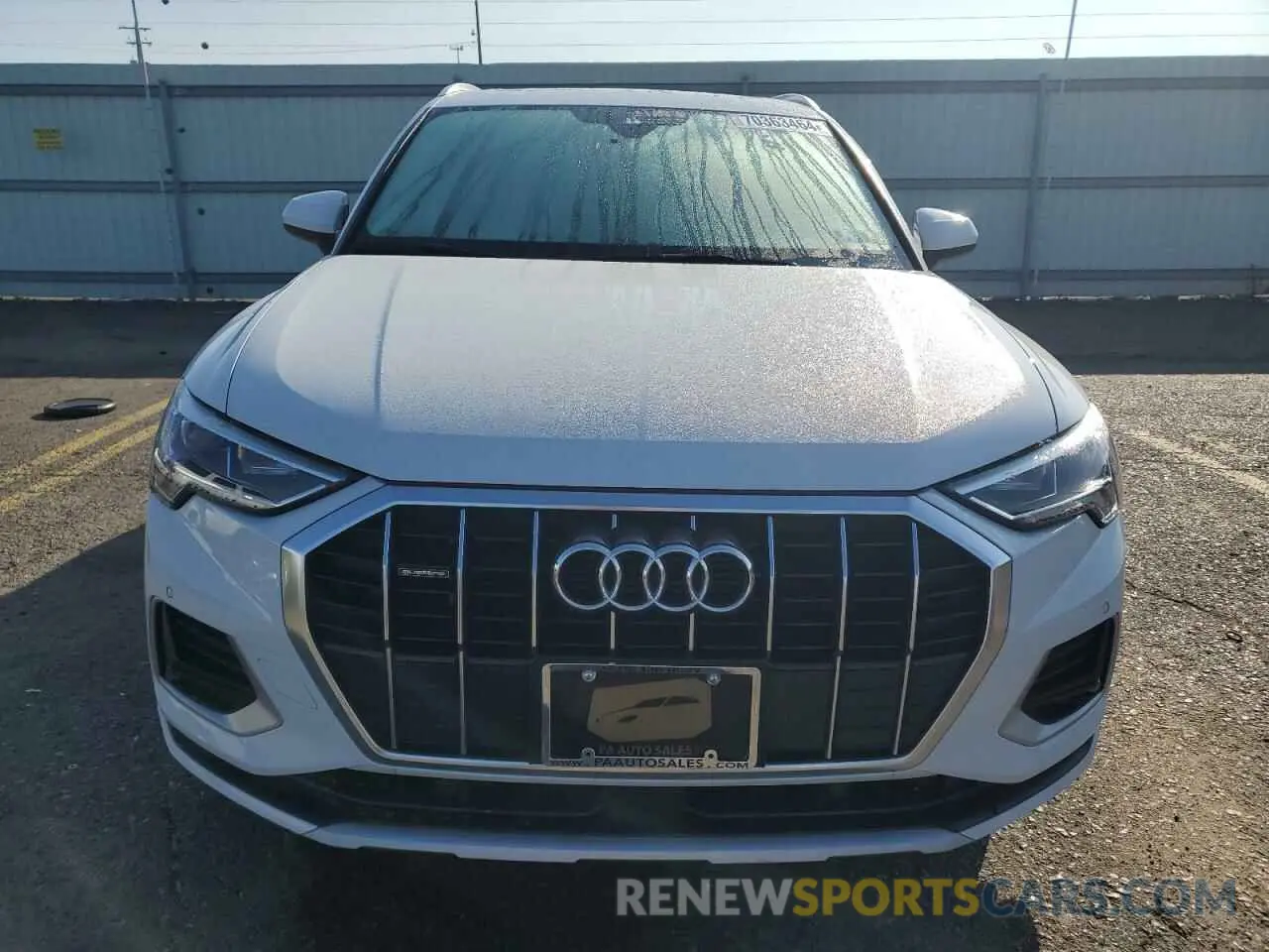 5 Photograph of a damaged car WA1BECF32L1001348 AUDI Q3 2020