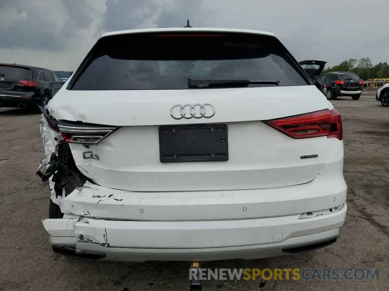 6 Photograph of a damaged car WA1BECF34L1106635 AUDI Q3 2020