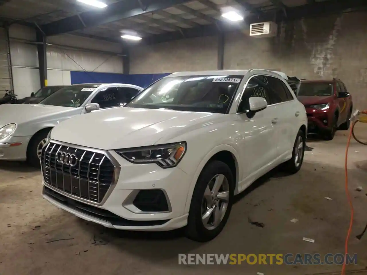 2 Photograph of a damaged car WA1BECF39L1011973 AUDI Q3 2020