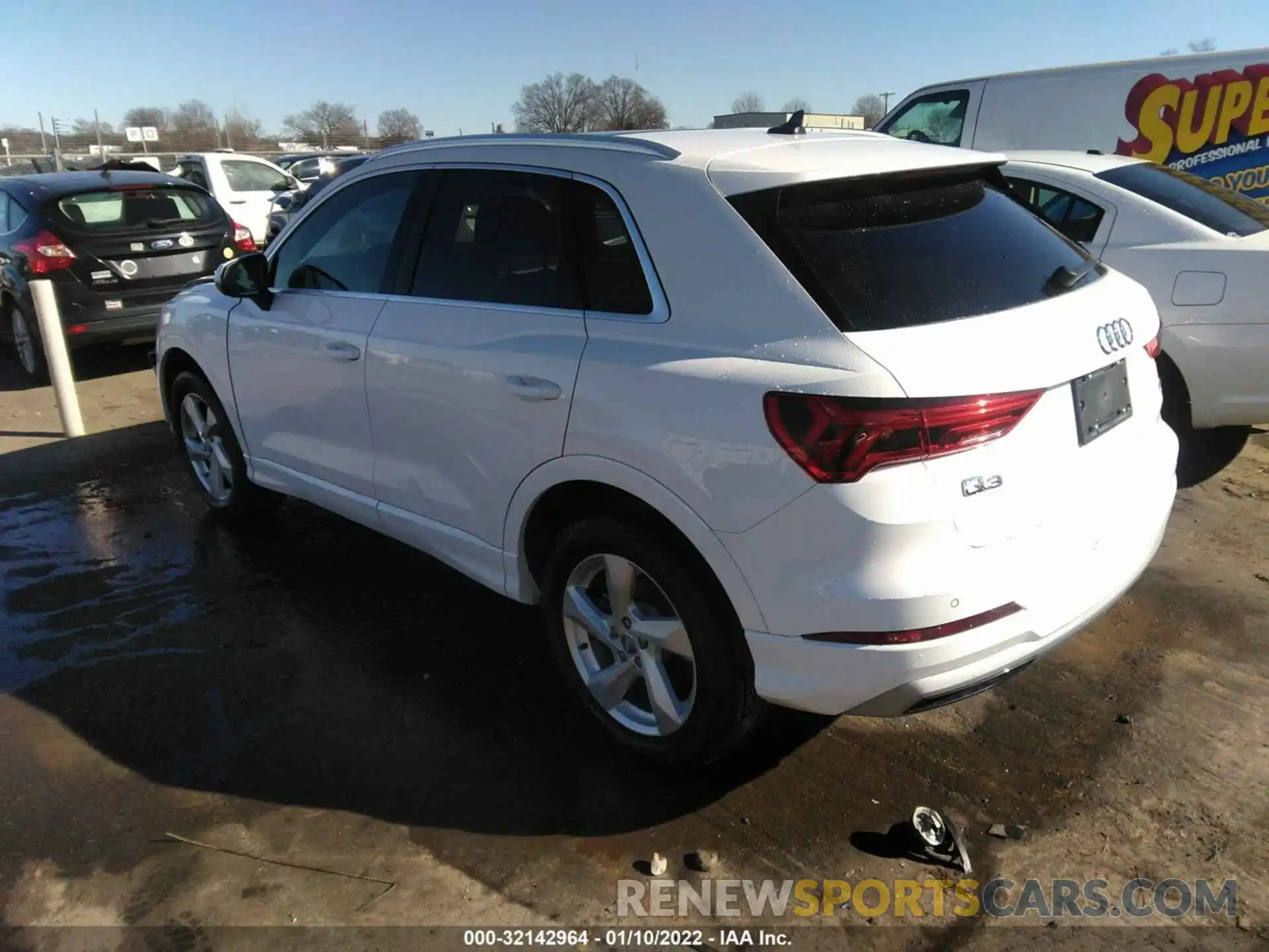 3 Photograph of a damaged car WA1BECF3XL1009908 AUDI Q3 2020