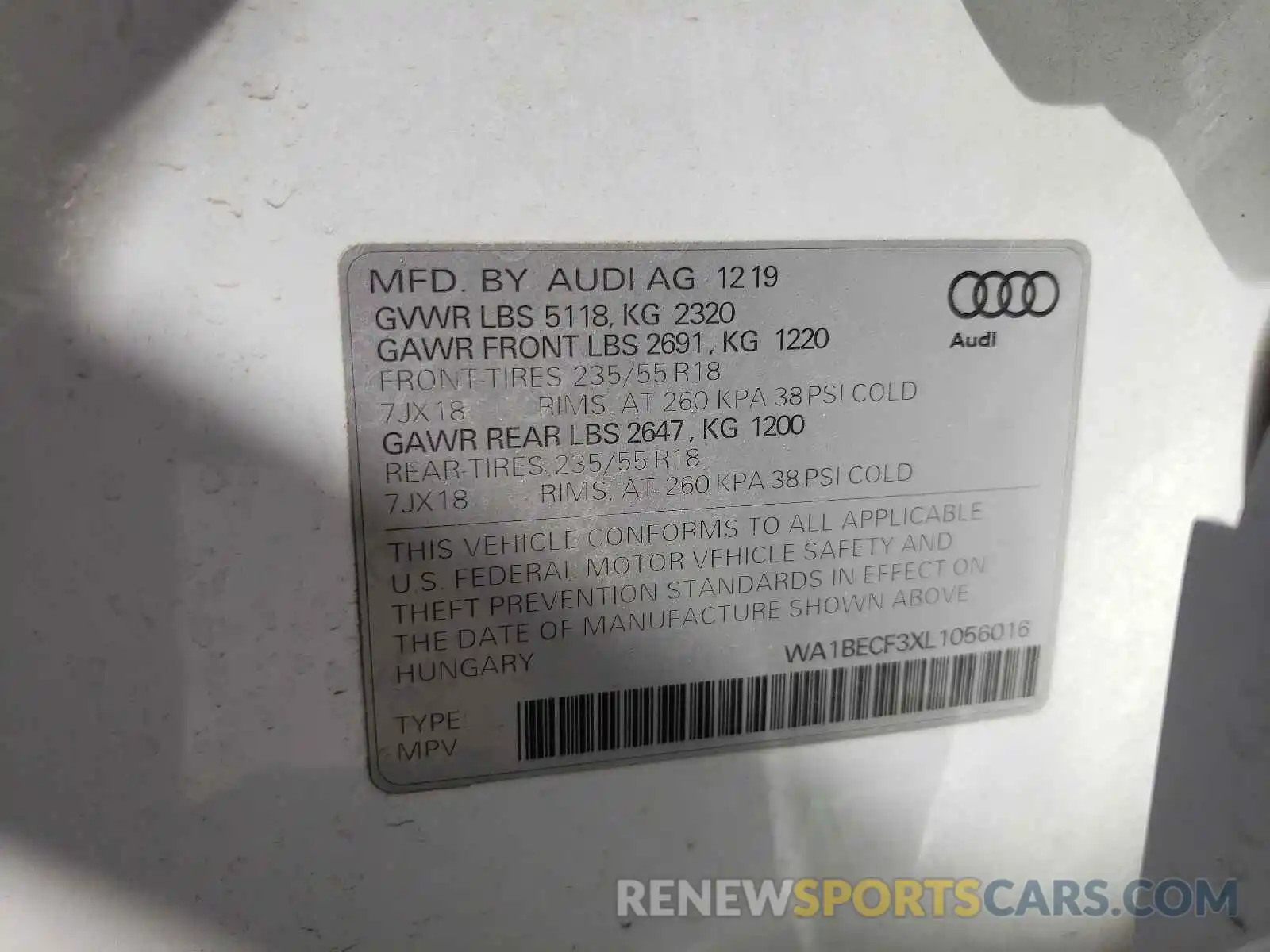 10 Photograph of a damaged car WA1BECF3XL1056016 AUDI Q3 2020