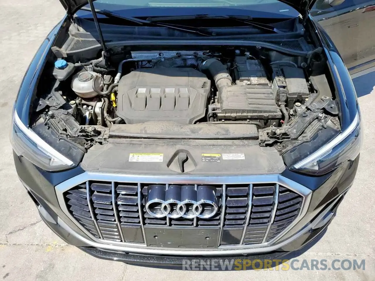12 Photograph of a damaged car WA1DECF30L1100906 AUDI Q3 2020