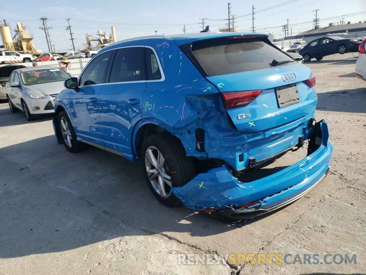 3 Photograph of a damaged car WA1DECF30L1121173 AUDI Q3 2020