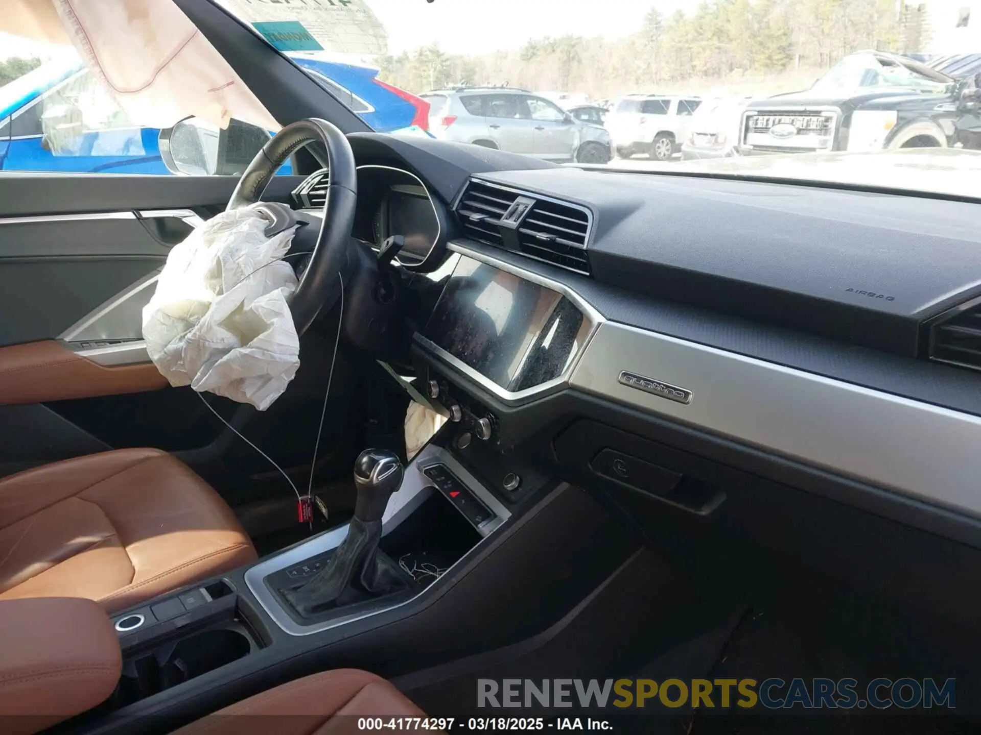 5 Photograph of a damaged car WA1DECF31L1030946 AUDI Q3 2020