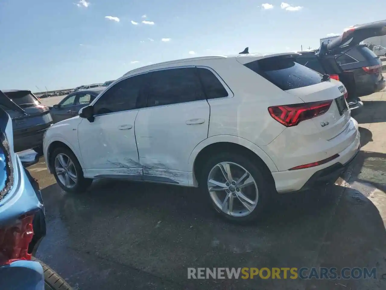 2 Photograph of a damaged car WA1DECF32L1006932 AUDI Q3 2020