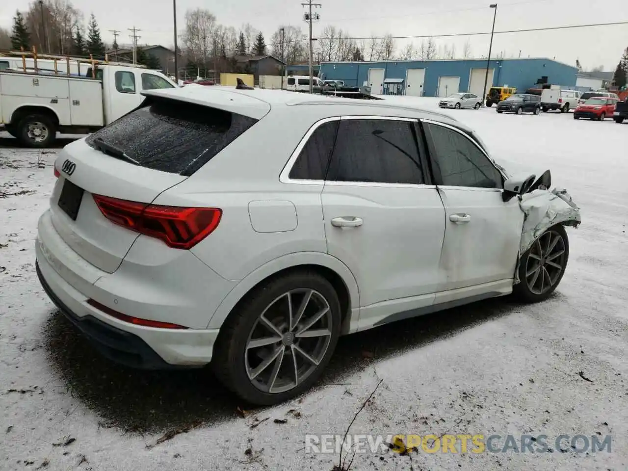 3 Photograph of a damaged car WA1DECF34L1033078 AUDI Q3 2020