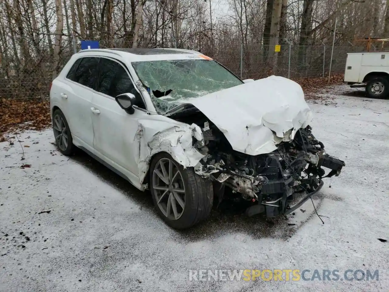 4 Photograph of a damaged car WA1DECF34L1033078 AUDI Q3 2020