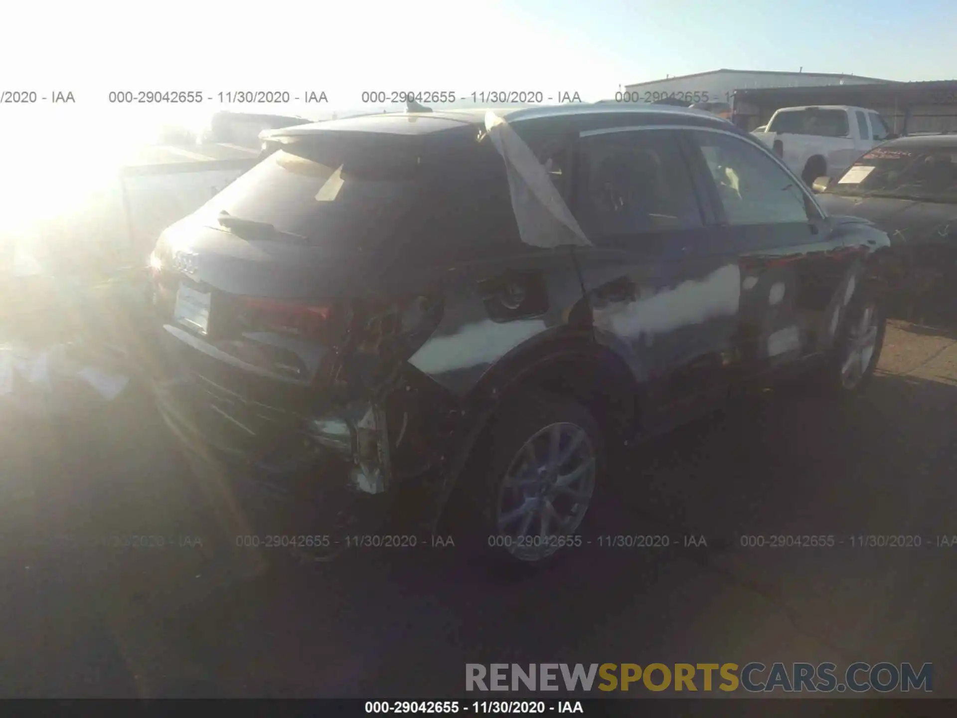 4 Photograph of a damaged car WA1DECF34L1039561 AUDI Q3 2020