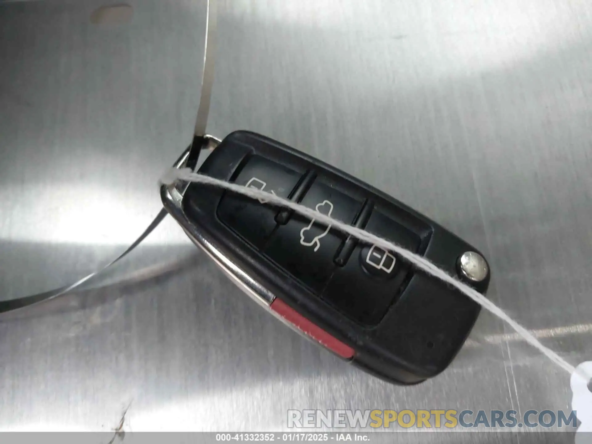 11 Photograph of a damaged car WA1DECF34L1088002 AUDI Q3 2020