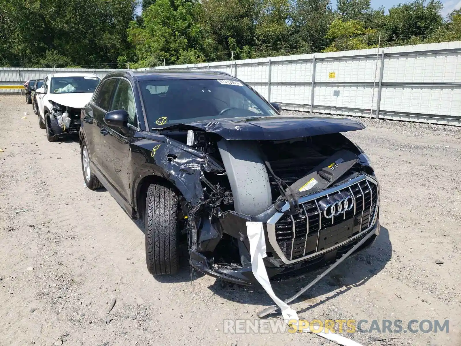 1 Photograph of a damaged car WA1DECF34L1106577 AUDI Q3 2020