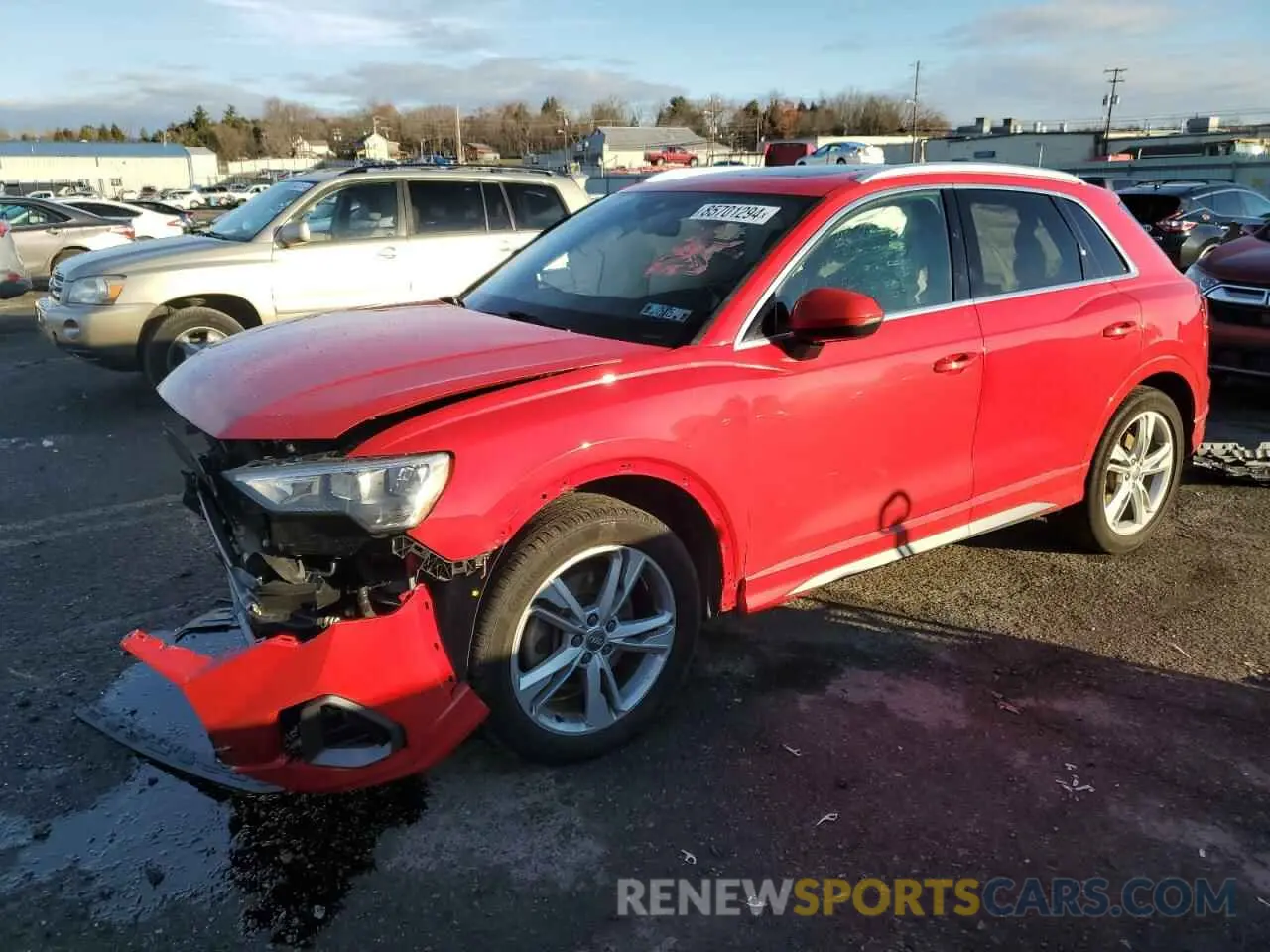 1 Photograph of a damaged car WA1DECF35L1012837 AUDI Q3 2020