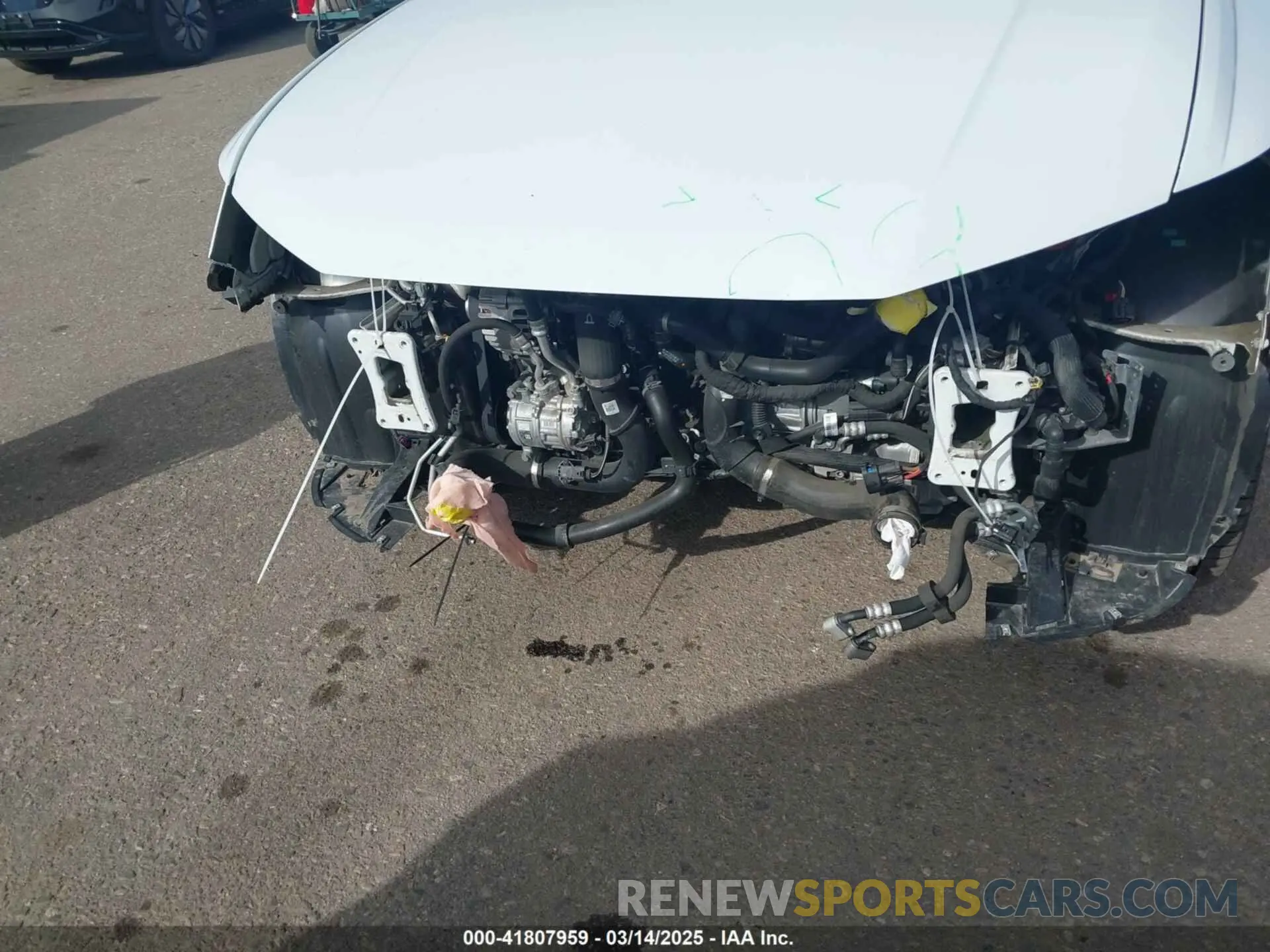 6 Photograph of a damaged car WA1DECF35L1073234 AUDI Q3 2020