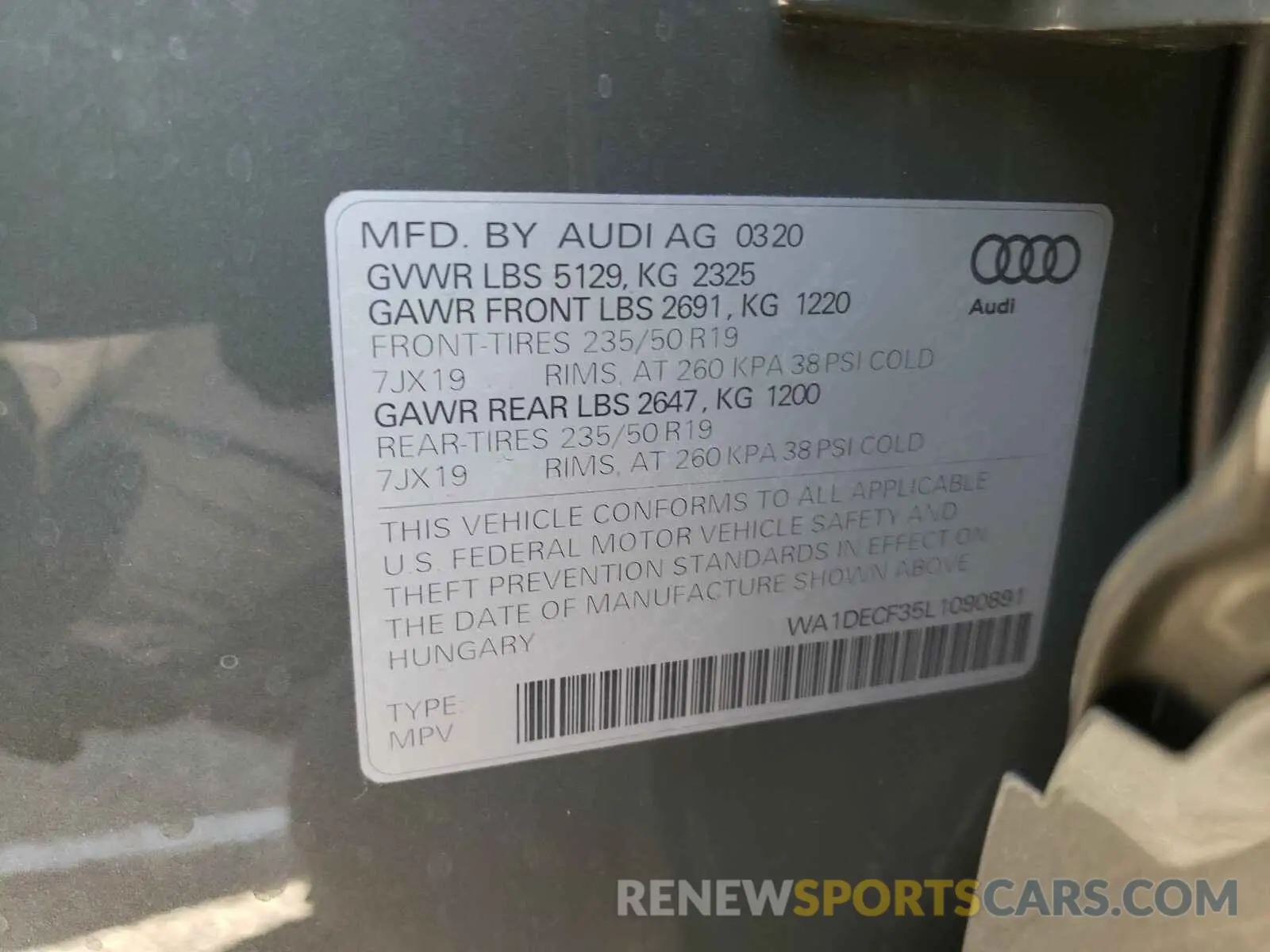 10 Photograph of a damaged car WA1DECF35L1090891 AUDI Q3 2020