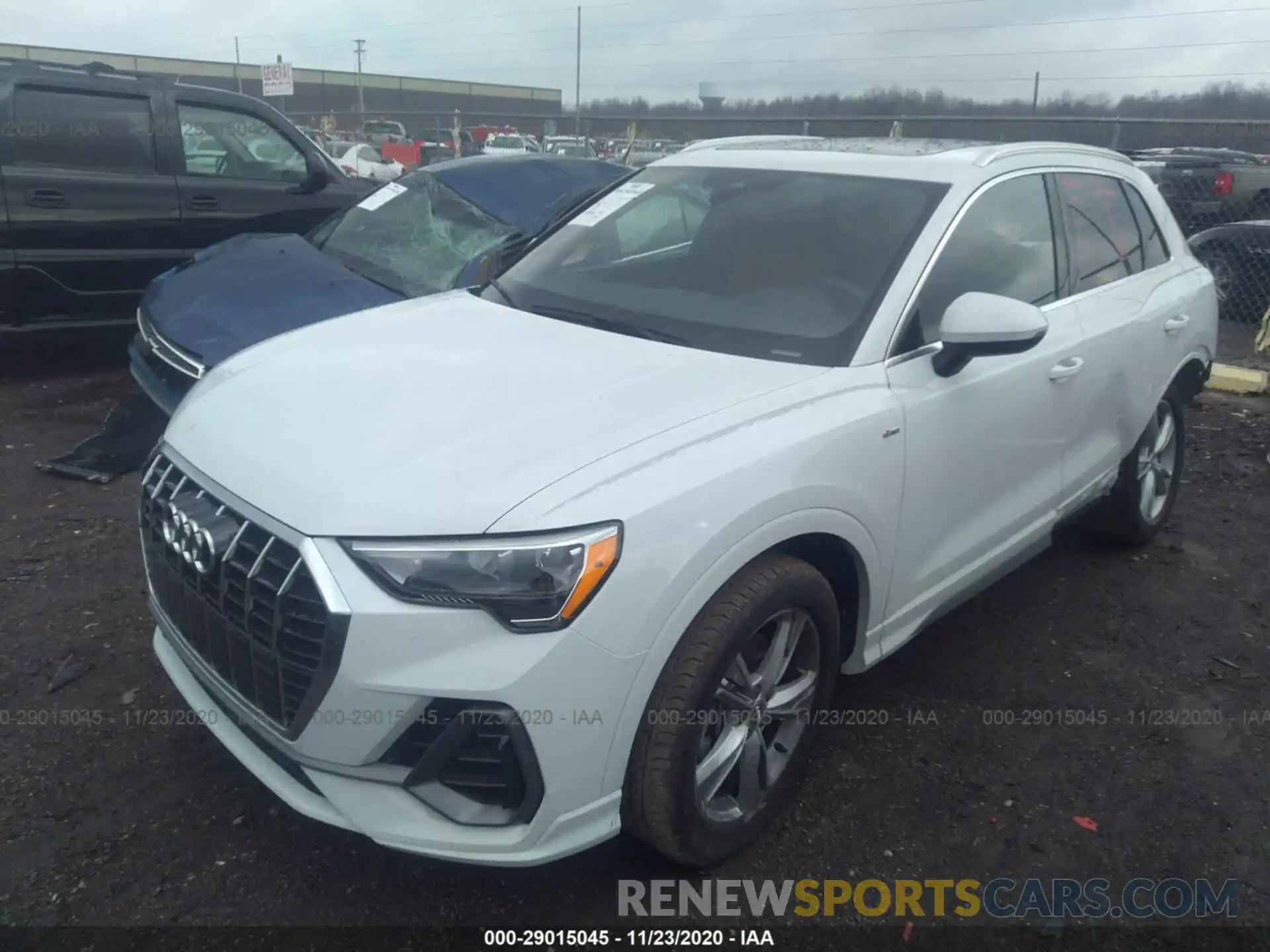 2 Photograph of a damaged car WA1DECF35L1123968 AUDI Q3 2020