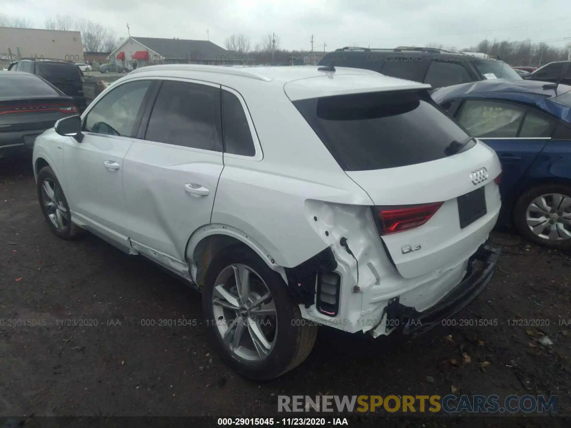 3 Photograph of a damaged car WA1DECF35L1123968 AUDI Q3 2020