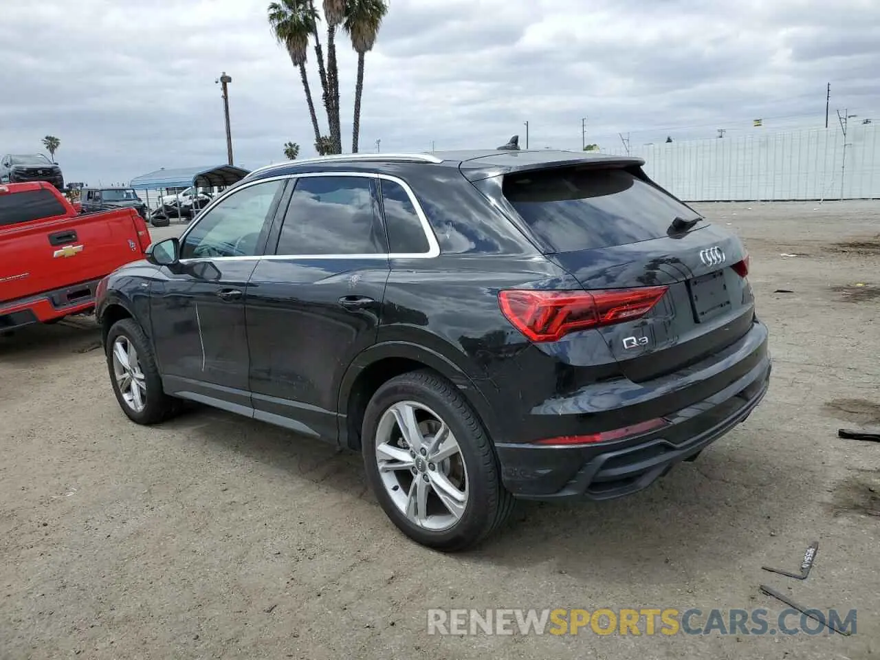 2 Photograph of a damaged car WA1DECF36L1020574 AUDI Q3 2020