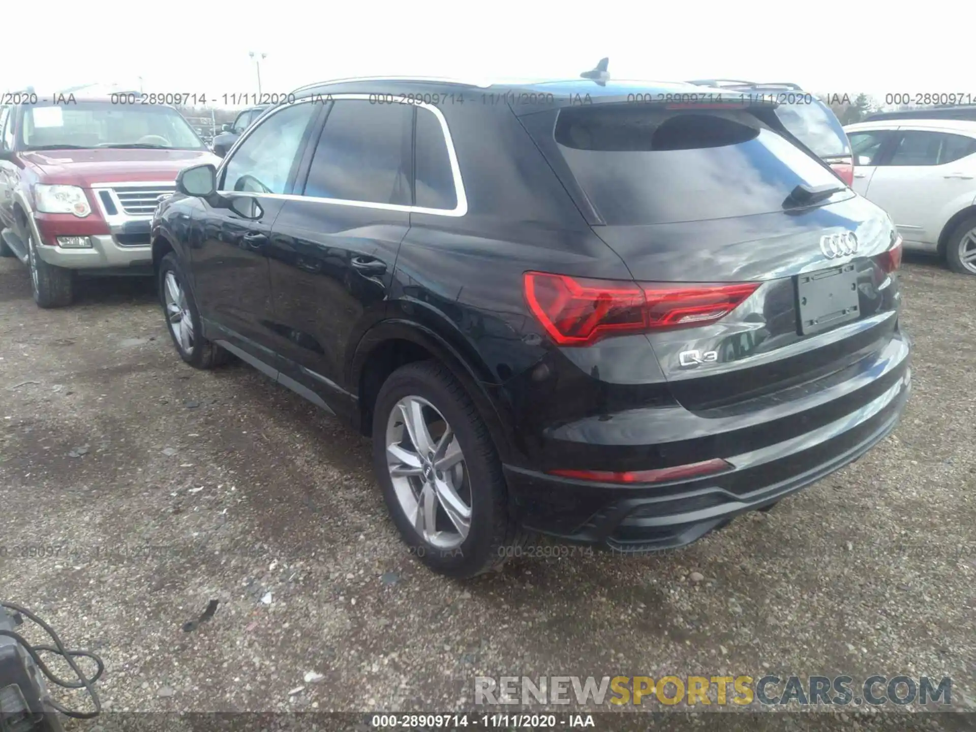 3 Photograph of a damaged car WA1DECF36L1042817 AUDI Q3 2020