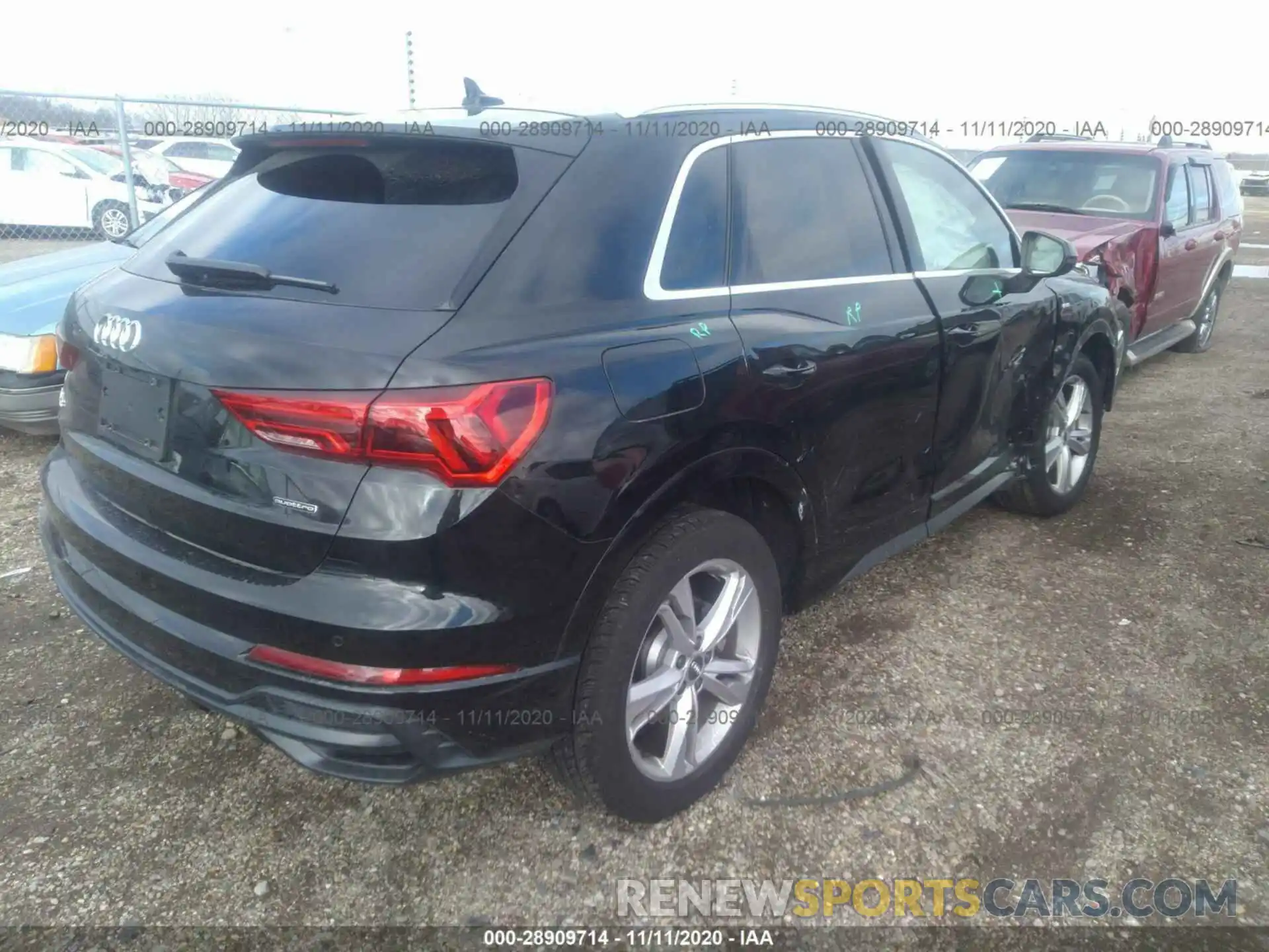 4 Photograph of a damaged car WA1DECF36L1042817 AUDI Q3 2020