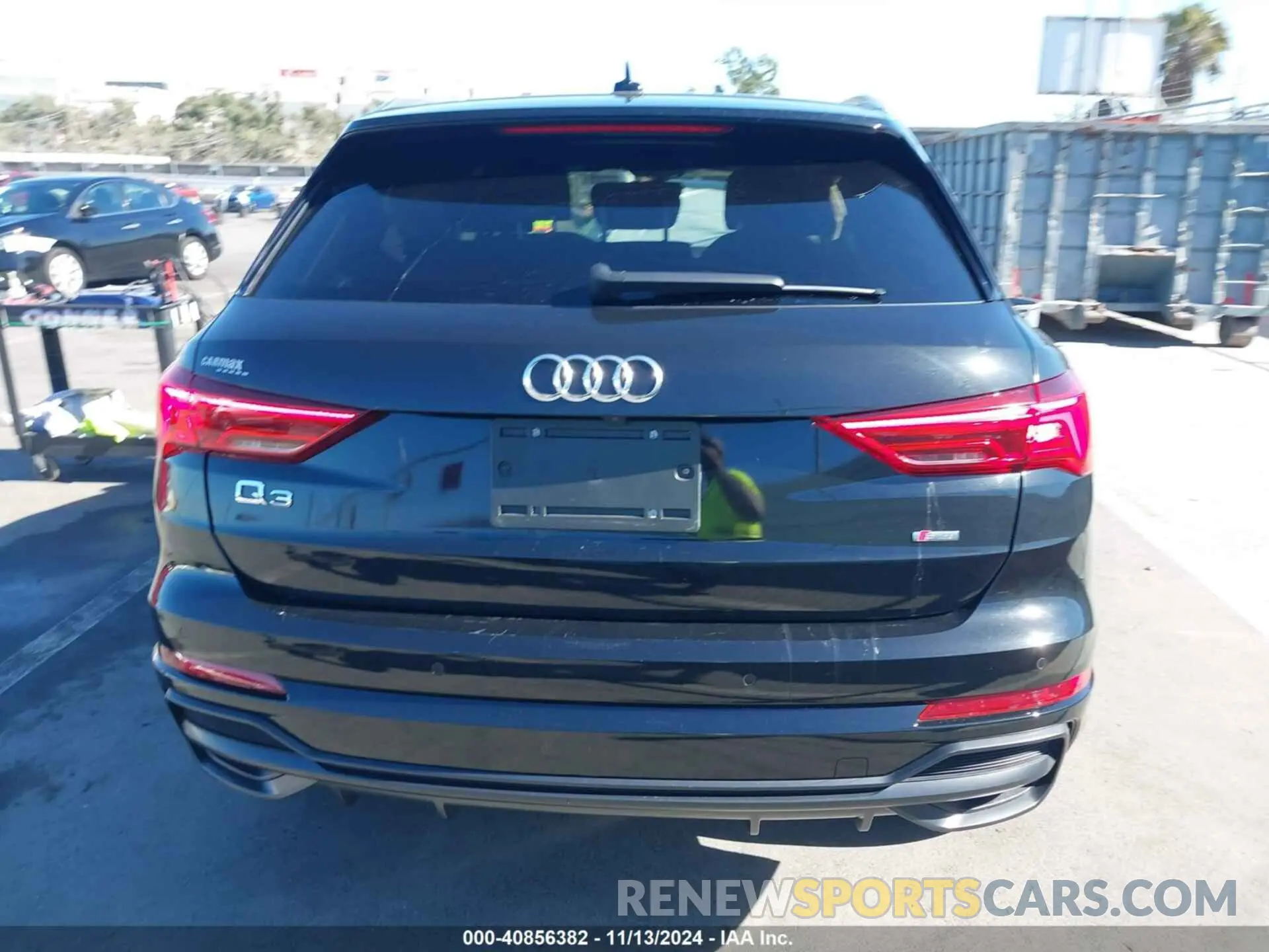 16 Photograph of a damaged car WA1DECF36L1109304 AUDI Q3 2020