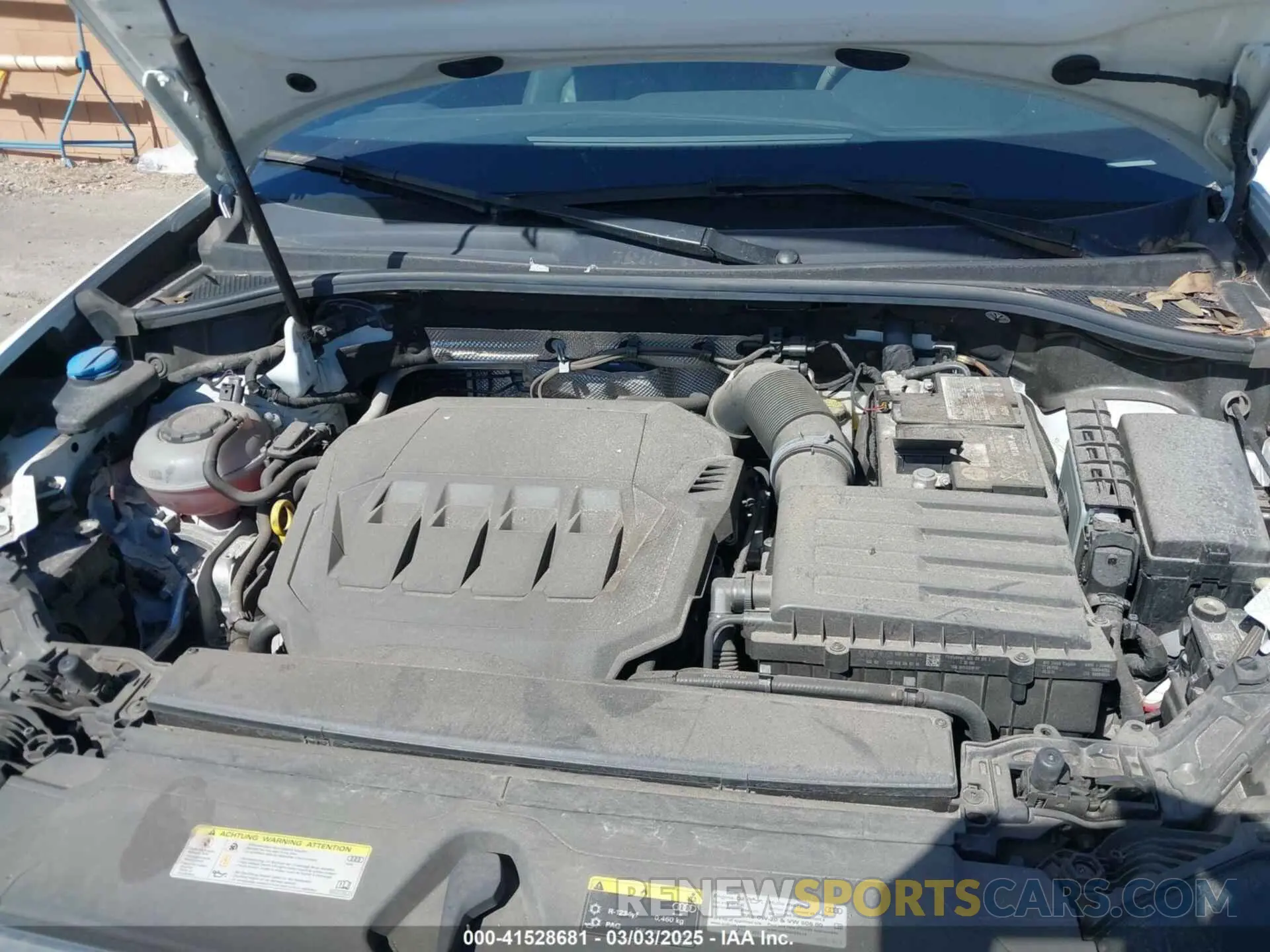 10 Photograph of a damaged car WA1DECF37L1012192 AUDI Q3 2020