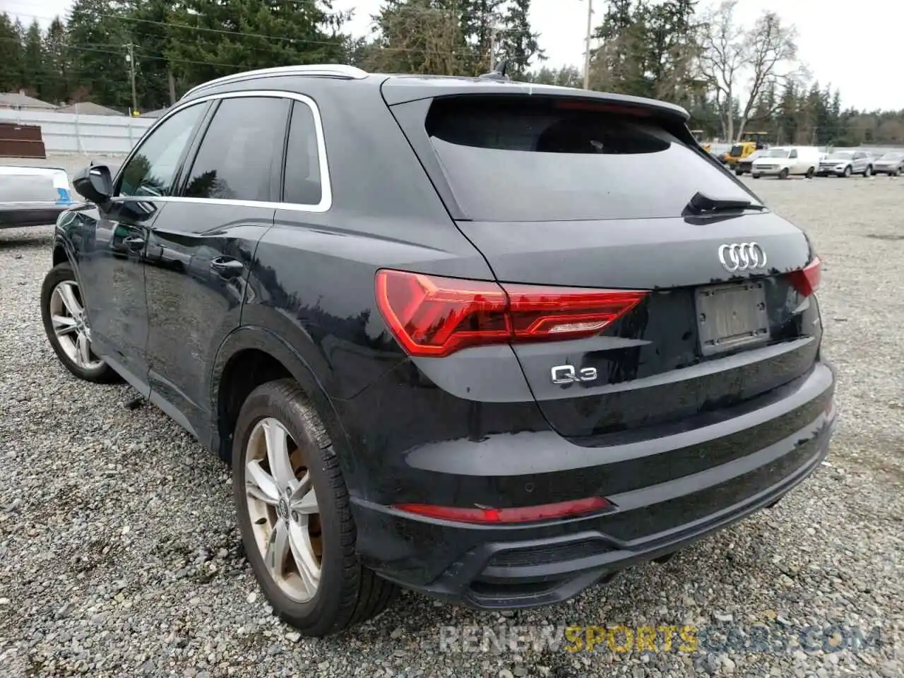 3 Photograph of a damaged car WA1DECF37L1041112 AUDI Q3 2020