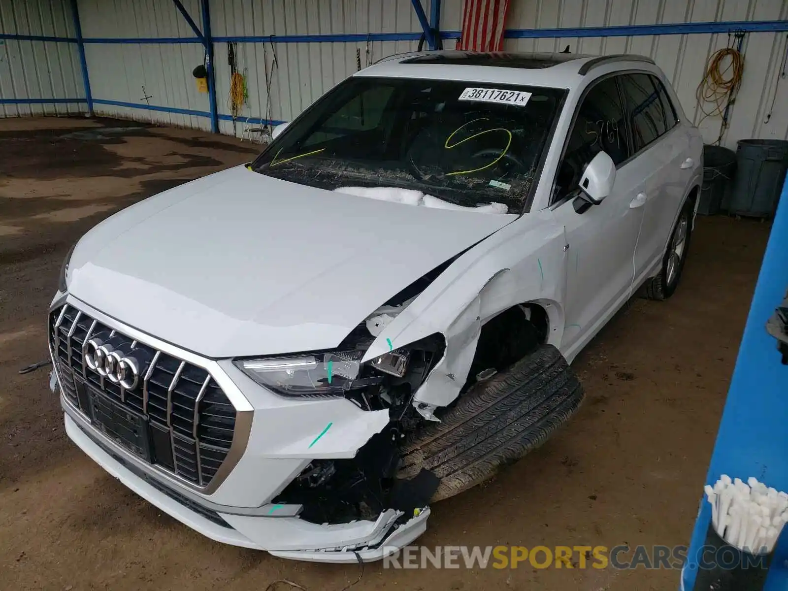 2 Photograph of a damaged car WA1DECF37L1041529 AUDI Q3 2020