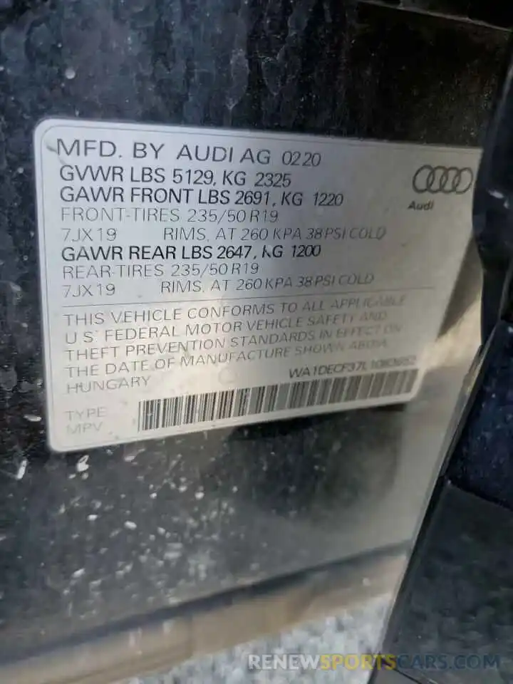 14 Photograph of a damaged car WA1DECF37L1083652 AUDI Q3 2020