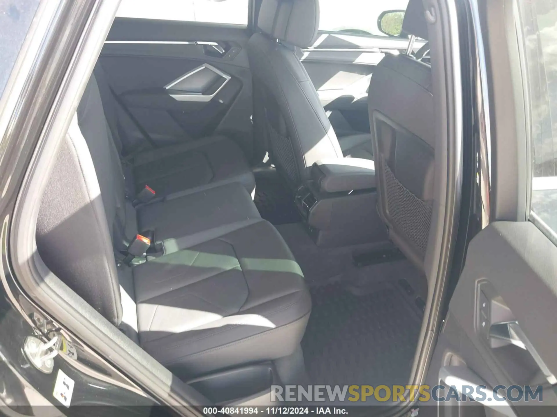 8 Photograph of a damaged car WA1DECF38L1023458 AUDI Q3 2020