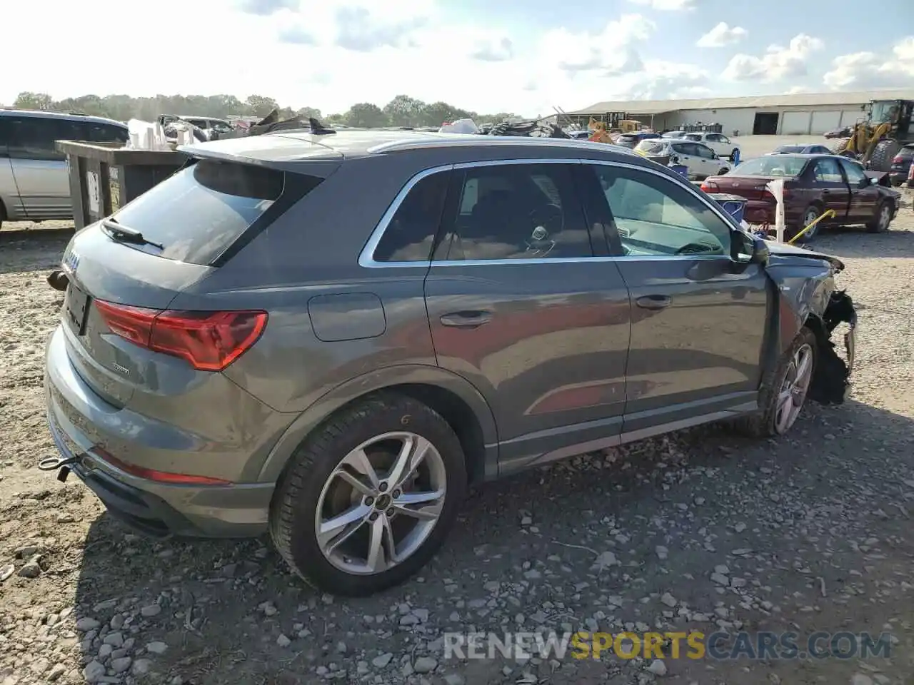 3 Photograph of a damaged car WA1DECF38L1044231 AUDI Q3 2020