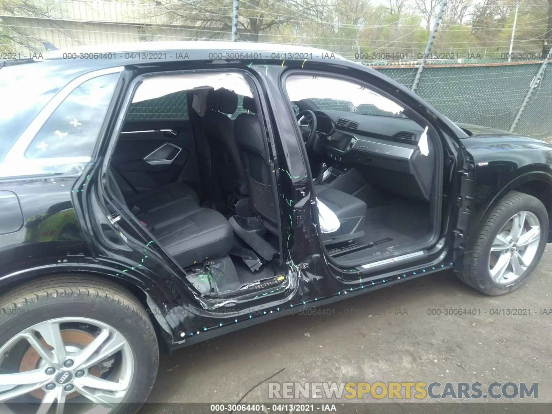 6 Photograph of a damaged car WA1DECF39L1083927 AUDI Q3 2020