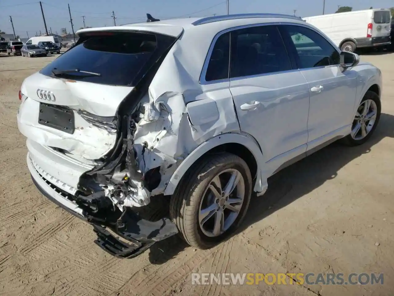 4 Photograph of a damaged car WA1DECF39L1098010 AUDI Q3 2020