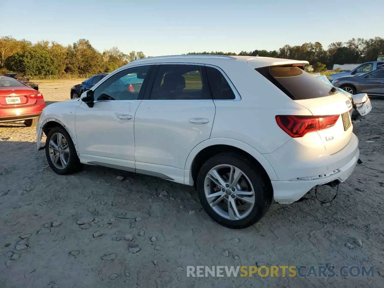 2 Photograph of a damaged car WA1DECF39L1124718 AUDI Q3 2020