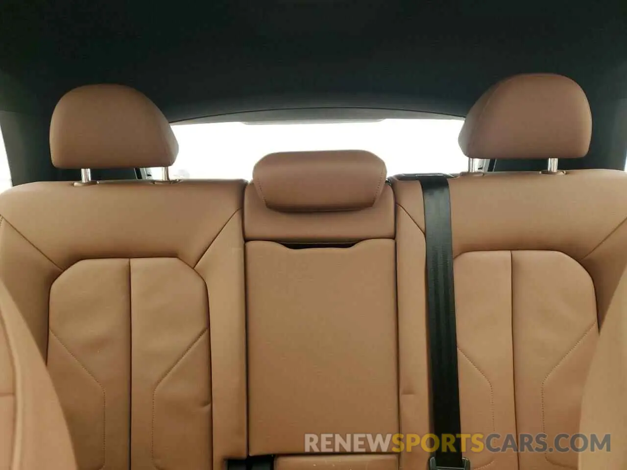 10 Photograph of a damaged car WA1DECF3XL1017127 AUDI Q3 2020
