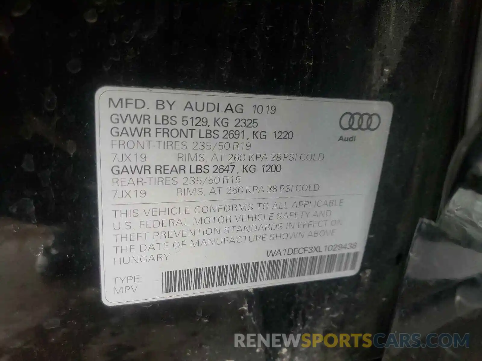 10 Photograph of a damaged car WA1DECF3XL1029438 AUDI Q3 2020