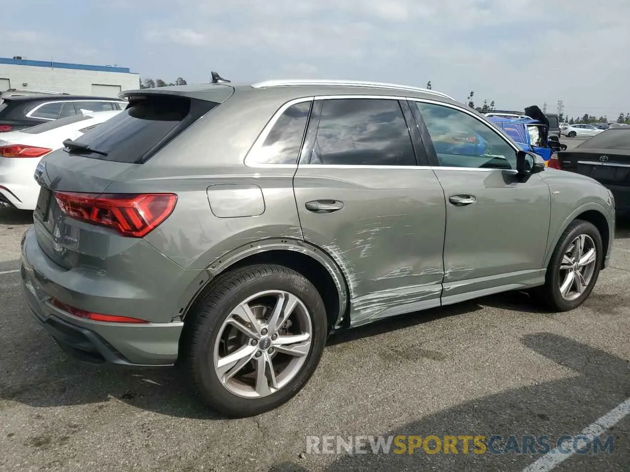 3 Photograph of a damaged car WA1DECF3XL1047504 AUDI Q3 2020