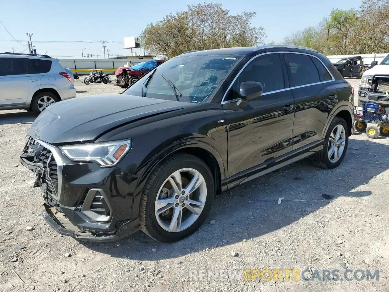 1 Photograph of a damaged car WA1EECF30L1055714 AUDI Q3 2020