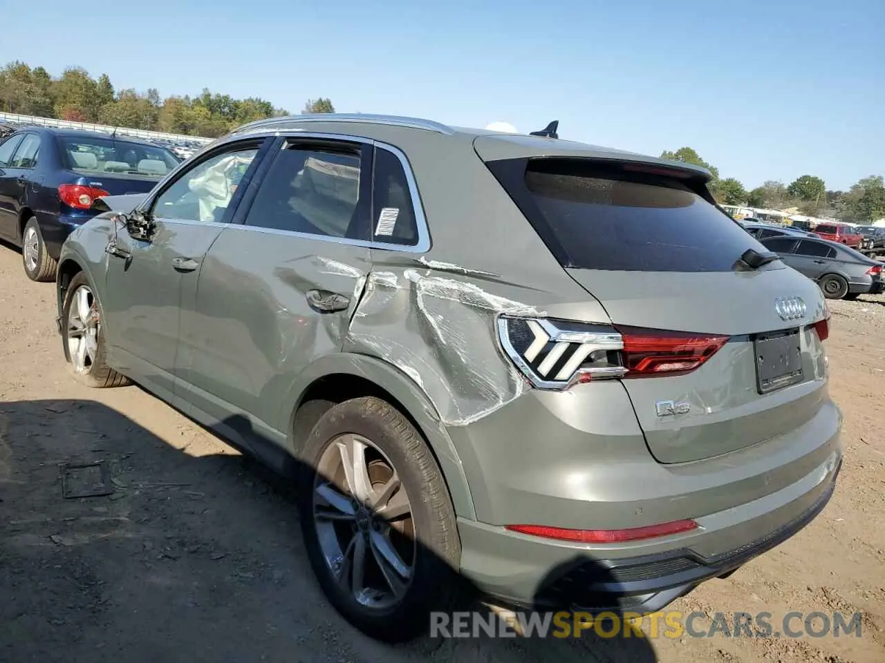 2 Photograph of a damaged car WA1EECF33L1061488 AUDI Q3 2020
